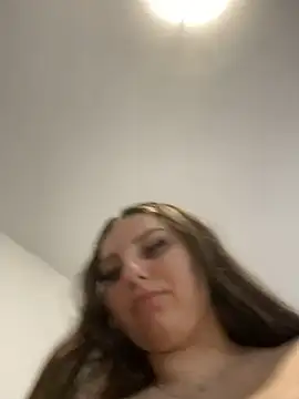 KarinaCelinne online show from 02-01-25, 12:04