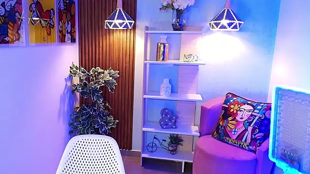 Dalila Sky online show from 10-17-25, 06:10