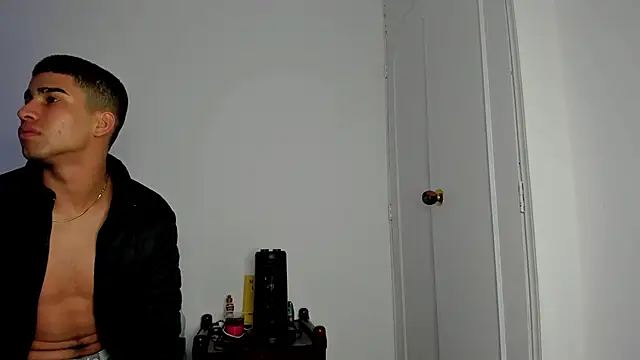 andy 0018 online show from 02-10-25, 07:58