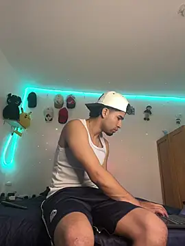 andy 0018 online show from 07-10-26, 12:43