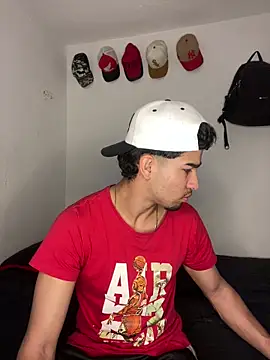 andy 0018 online show from 12-15-25, 03:40