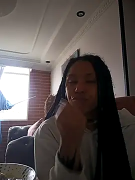 devi black13  online show from 11-28-25, 09:15