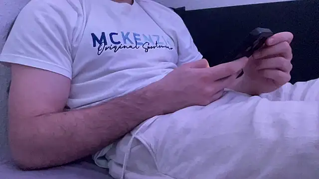 leonicecock0 online show from 12-06-24, 11:30