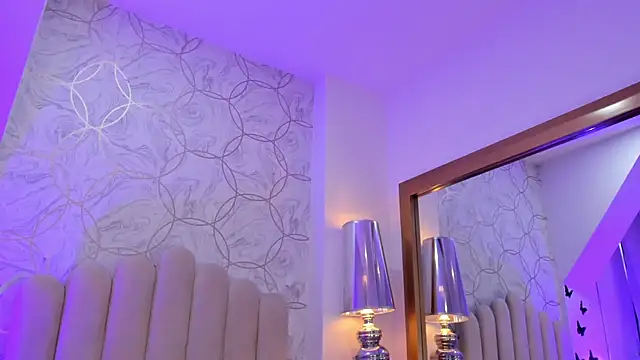 Snapshot of Foxy200__ chatting on 02-26-26, 08:09 Foxy200 online show from 02-26-26, 08:09