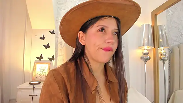 Snapshot of Foxy200__ chatting on 02-24-26, 07:59 Foxy200 online show from 02-24-26, 07:59