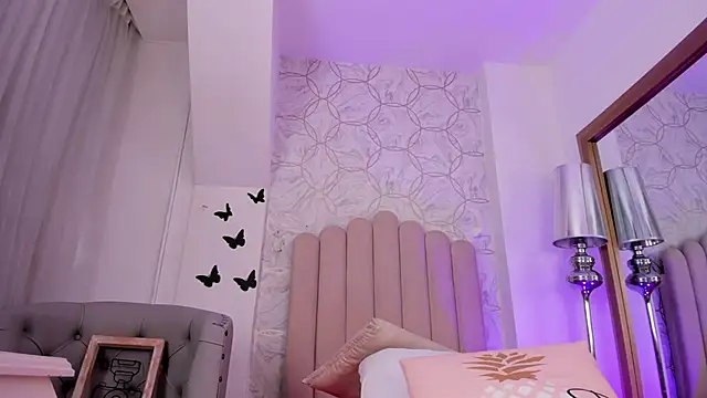 Foxy200   online show from 09-20-25, 07:52