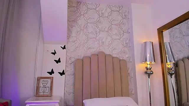 Foxy200   online show from 09-23-25, 07:54