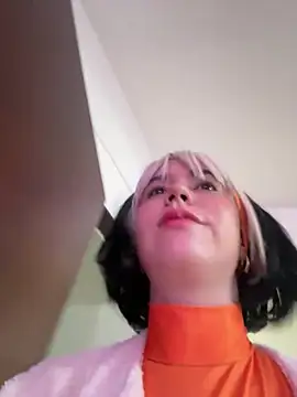 HannaSmiith online show from 03-17-25, 01:39