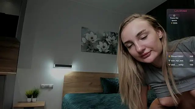 chloewallace online show from 03-01-25, 07:15