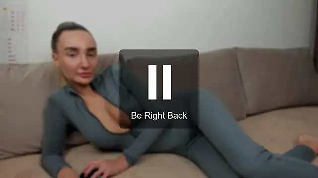 chloewallace online show from 09-08-25, 06:51