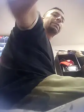 Snapshot of jeremiabello chatting on 03-07-26, 04:56 jeremiabello online show from 03-07-26, 04:56