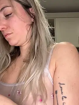 carlaaa online show from 02-10-26, 09:14