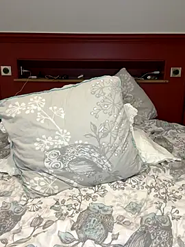 carlaaa online show from 12-18-25, 10:57