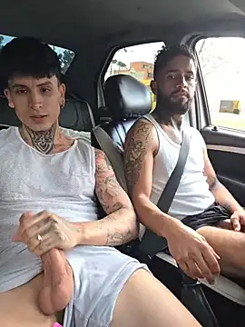 Snapshot of christangel_96_ chatting on 10-12-25, 08:10 christangel 96 online show from 10-12-25, 08:10