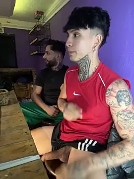 Snapshot of christangel_96_ chatting on 09-12-25, 02:01 christangel 96 online show from 09-12-25, 02:01