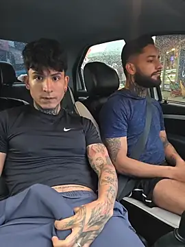 Snapshot of christangel_96_ chatting on 10-16-25, 06:05 christangel 96 online show from 10-16-25, 06:05