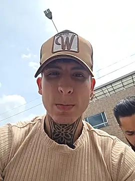 Snapshot of christangel_96_ chatting on 10-30-25, 04:15 christangel 96 online show from 10-30-25, 04:15