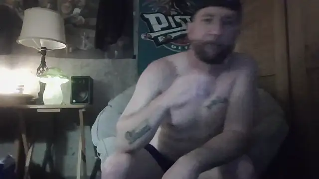 Snapshot of Edward_LongCock chatting on 06-20-26, 07:46 Edward LongCock online show from 06-20-26, 07:46