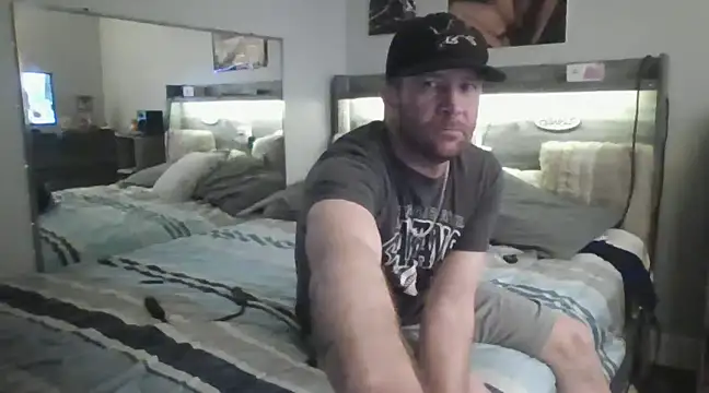 Snapshot of Edward_LongCock chatting on 01-03-25, 11:23 Edward LongCock online show from 01-03-25, 11:23