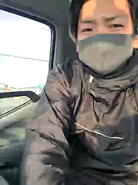 Snapshot of da--------i chatting on 01-14-25, 06:45 da--------i online show from 01-14-25, 06:45