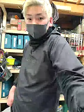 Snapshot of da--------i chatting on 02-11-25, 09:52 da--------i online show from 02-11-25, 09:52