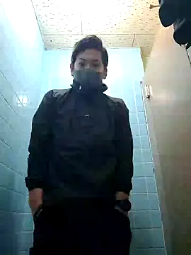 Snapshot of da--------i chatting on 12-08-24, 03:29 da--------i online show from 12-08-24, 03:29