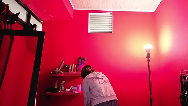 Ambar Roux  online show from 03-23-26, 01:11