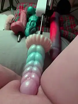 luisa1 online show from 02-16-25, 08:22