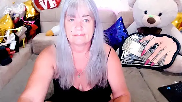 Snapshot of SiberiabBerry chatting on 07-11-26, 10:15 SiberiabBerry online show from 07-11-26, 10:15