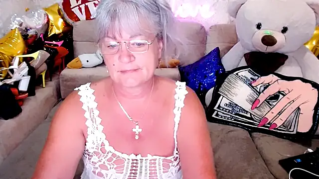 Snapshot of SiberiabBerry chatting on 07-13-26, 08:19 SiberiabBerry online show from 07-13-26, 08:19
