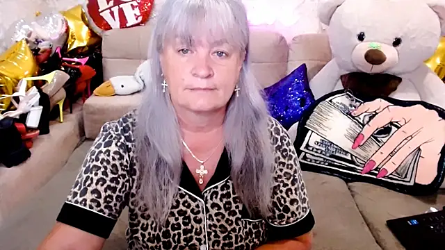 Snapshot of SiberiabBerry chatting on 07-13-26, 04:45 SiberiabBerry online show from 07-13-26, 04:45