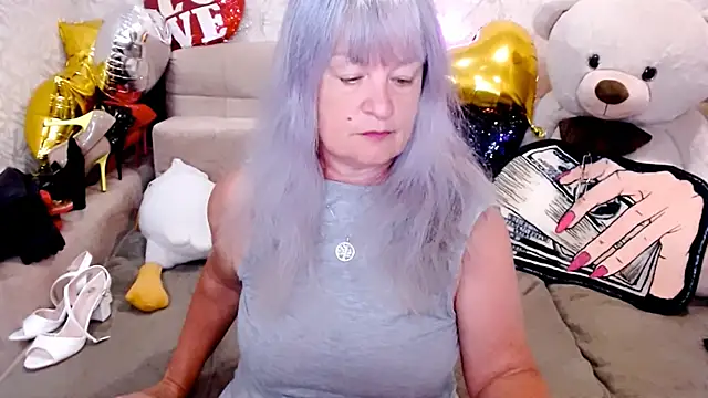 Snapshot of SiberiabBerry chatting on 06-18-26, 02:54 SiberiabBerry online show from 06-18-26, 02:54
