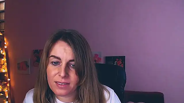 Snapshot of Hot_Milady chatting on 01-27-25, 10:16 Hot Milady online show from 01-27-25, 10:16
