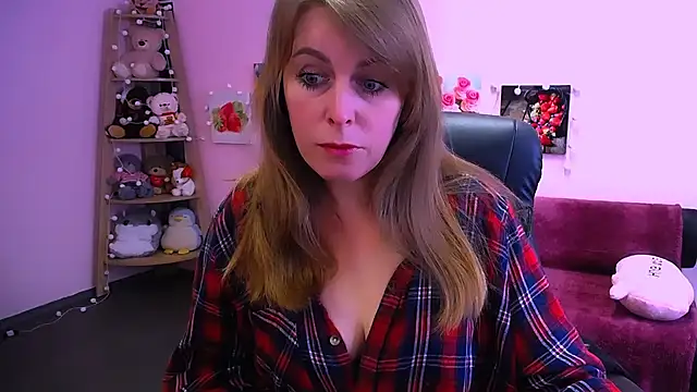 Hot Milady online show from 02-11-26, 08:25