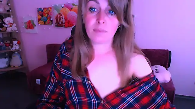 Hot Milady online show from 06-03-26, 07:42