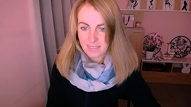 Snapshot of Hot_Milady chatting on 12-05-24, 07:43 Hot Milady online show from 12-05-24, 07:43