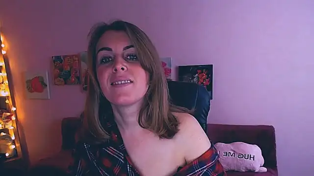 Snapshot of Hot_Milady chatting on 02-03-25, 08:13 Hot Milady online show from 02-03-25, 08:13