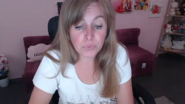 Hot Milady online show from 07-01-26, 07:30