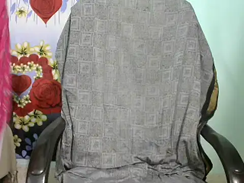 Snapshot of Naughty_Nityaa chatting on 03-16-25, 09:37 Naughty Nityaa online show from 03-16-25, 09:37