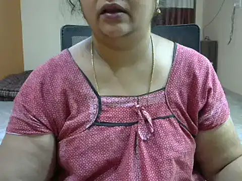 Snapshot of Naughty_Nityaa chatting on 02-12-25, 01:09 Naughty Nityaa online show from 02-12-25, 01:09