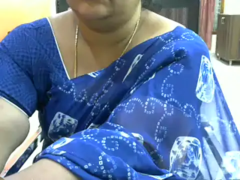 Snapshot of Naughty_Nityaa chatting on 02-16-25, 03:48 Naughty Nityaa online show from 02-16-25, 03:48