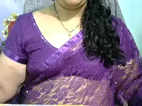 Snapshot of Naughty_Nityaa chatting on 03-18-25, 06:39 Naughty Nityaa online show from 03-18-25, 06:39