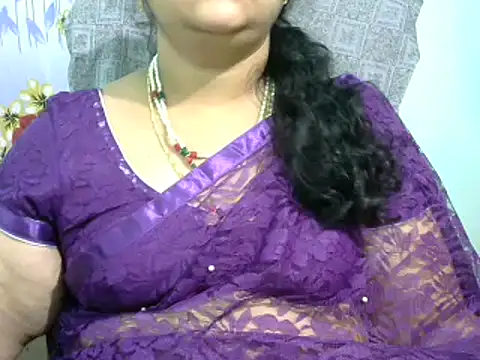 Snapshot of Naughty_Nityaa chatting on 03-22-25, 05:09 Naughty Nityaa online show from 03-22-25, 05:09