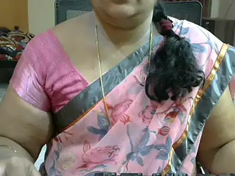 Snapshot of Naughty_Nityaa chatting on 02-21-25, 04:59 Naughty Nityaa online show from 02-21-25, 04:59