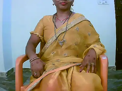 Snapshot of Naughty_Nityaa chatting on 07-19-26, 03:31 Naughty Nityaa online show from 07-19-26, 03:31