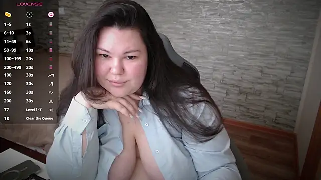 NicaMeow online show from 02-11-25, 09:52