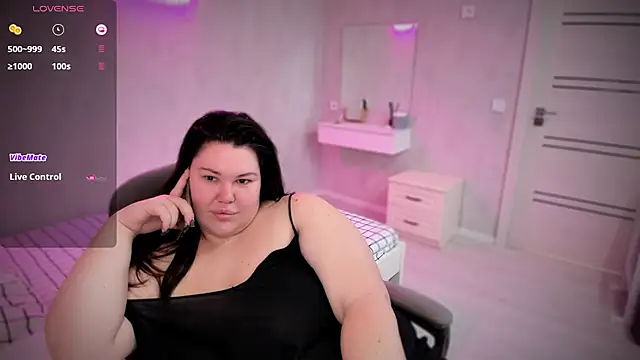 NicaMeow online show from 12-04-25, 12:04