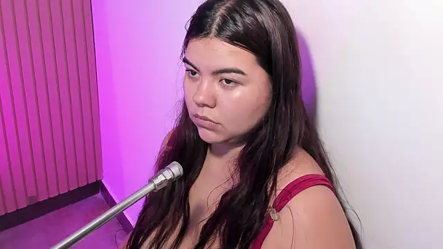 klhoe boobs online show from 07-18-26, 07:44