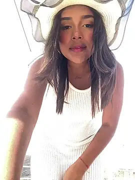 Mariangel 11 online show from 12-18-25, 02:21