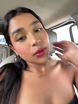 Snapshot of Mariangel_11 chatting on 05-31-26, 05:29 Mariangel 11 online show from 05-31-26, 05:29